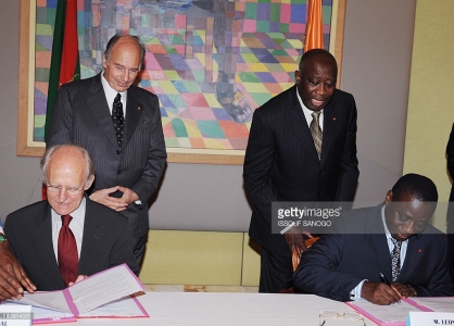 Hazar Imam at the signing of agreements between AKDN and Ivory Coast  1998-03-04